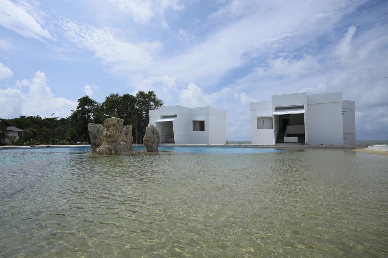 Kahyangan Resort Singkawang Exterior photo